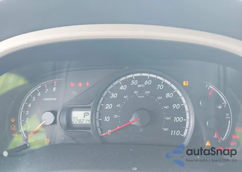 2012 Toyota Sienna Le V6 8 Passenger z USA, uszkodzony, nr VIN 5TDKK3DCXCS199052